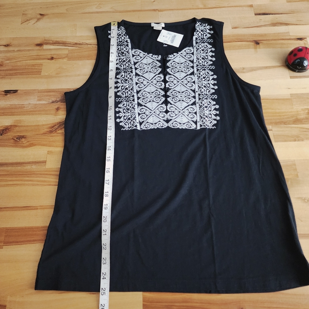J Crew Factory Sleeveless Top Womens Size Small Black White Embroidery NWT - Picture 4 of 10